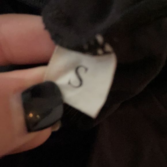 Black Booty Scrunch Leggings size small - Picture 5 of 5